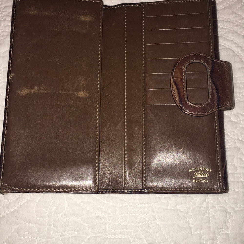Gucci wallet